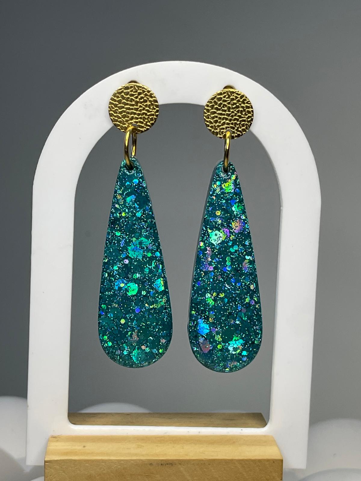 Boucles d’oreilles gouttes bleu lagon
