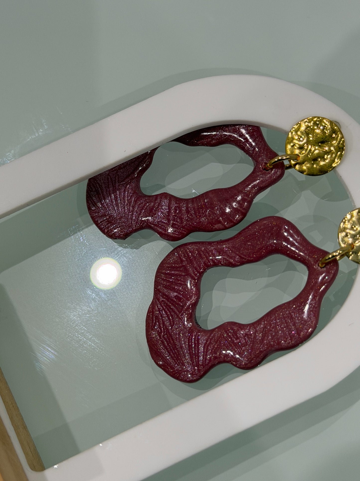 Boucles d’oreilles bordeaux