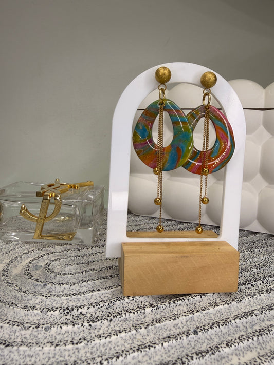 Boucles d’oreilles multicolores & doré (avec chaînes)