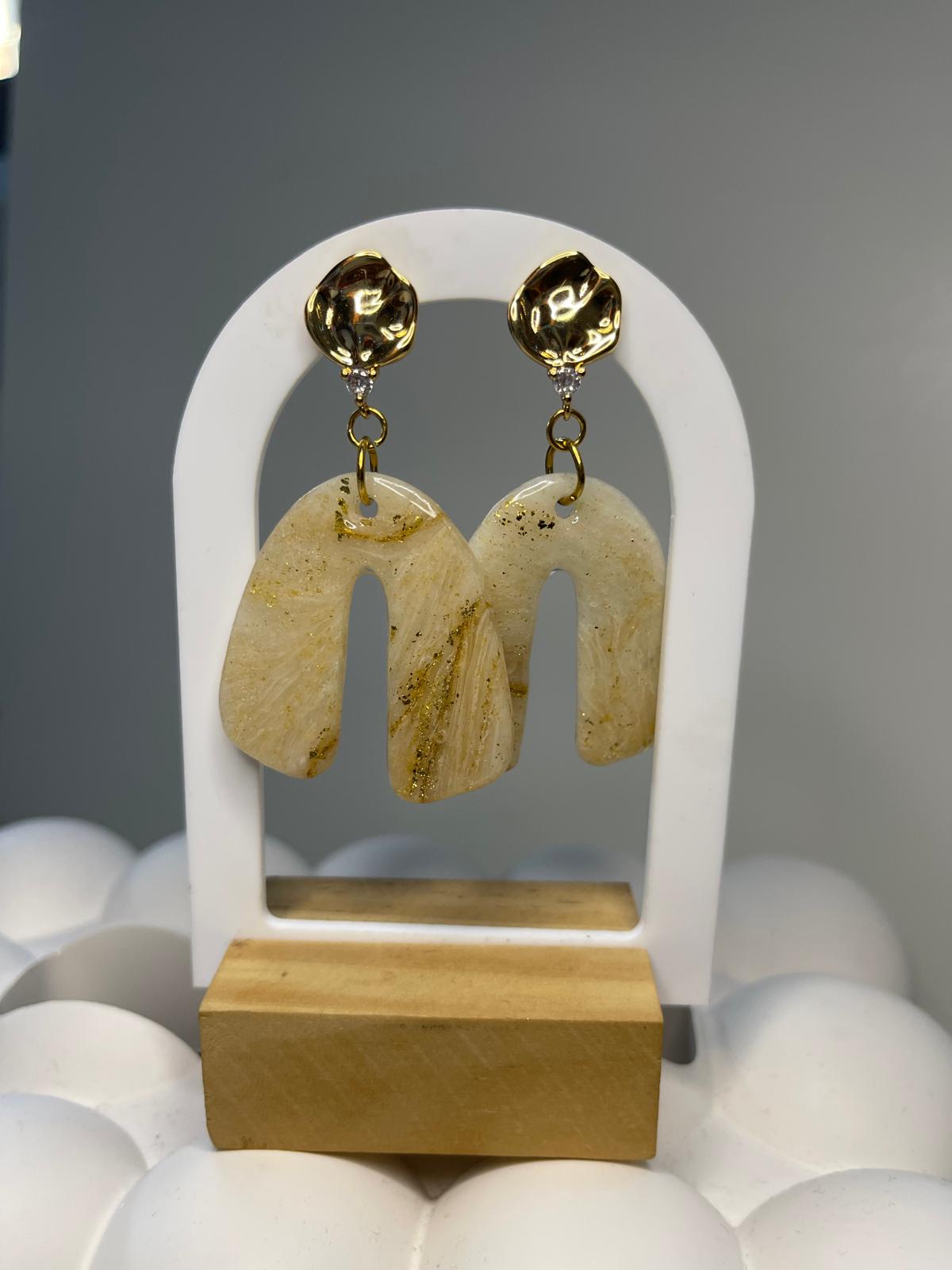 Boucles d’oreilles arche ivoire & or