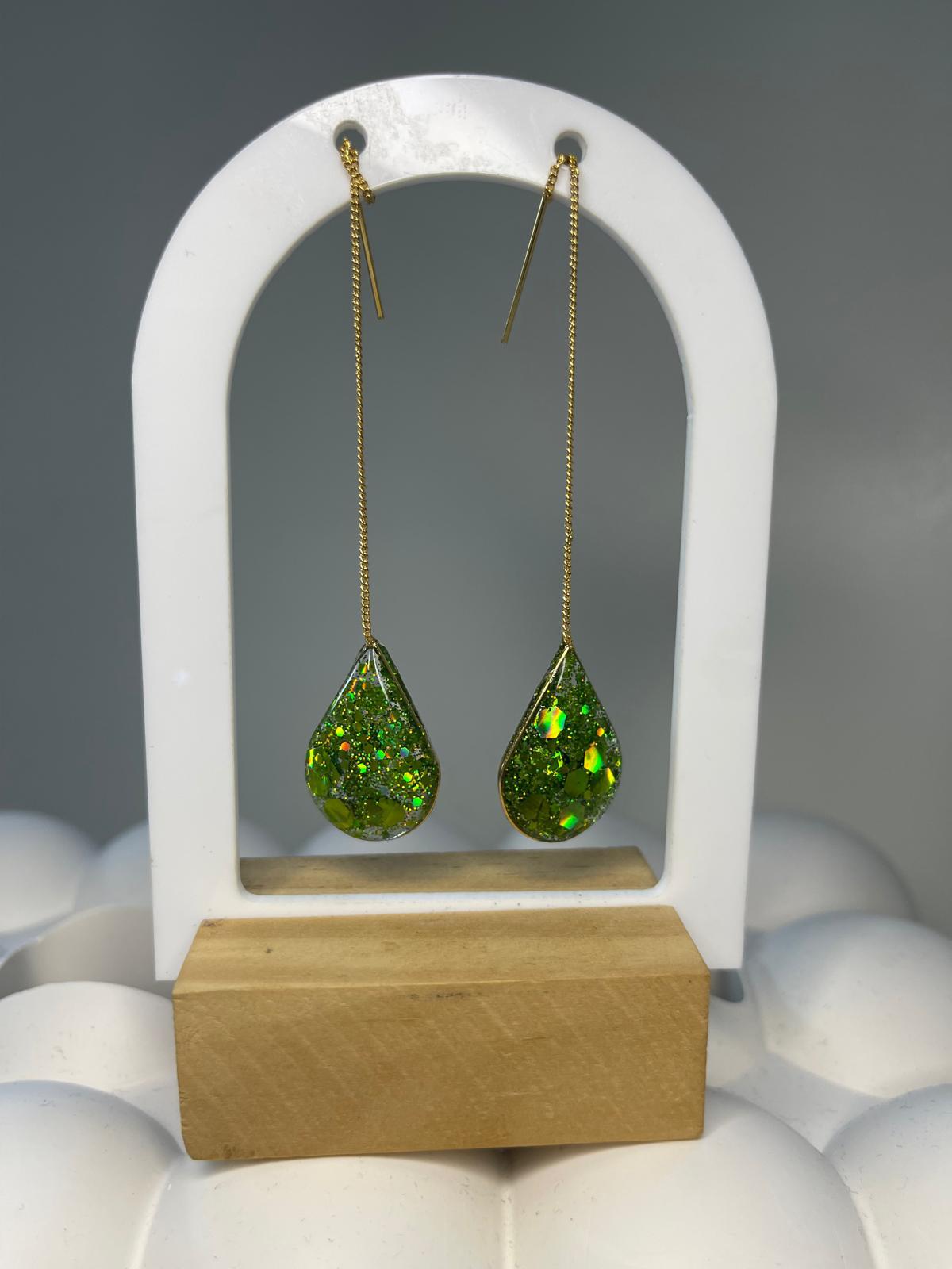 Boucles d’oreilles gouttes vert émeraude